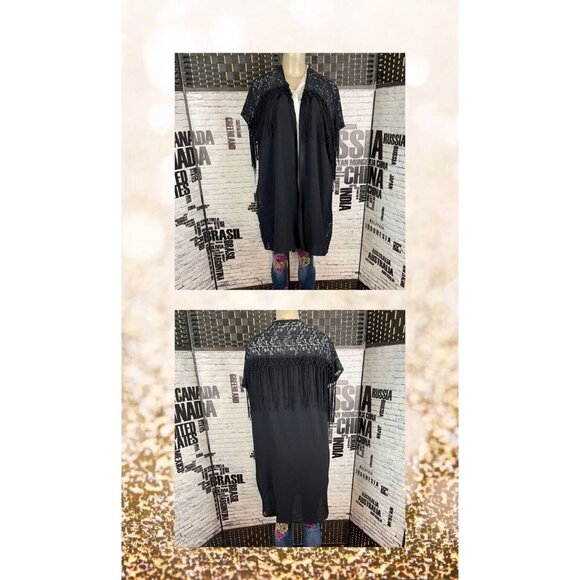 Kate & Mallory L Black Lace Fringe Trim Open Front Step-Hem Short Sleeve Topper - Picture 1 of 7